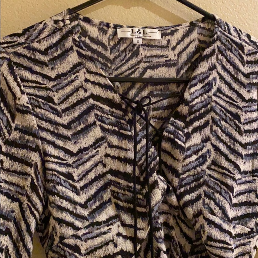L&L Dress - Picture 2 of 2